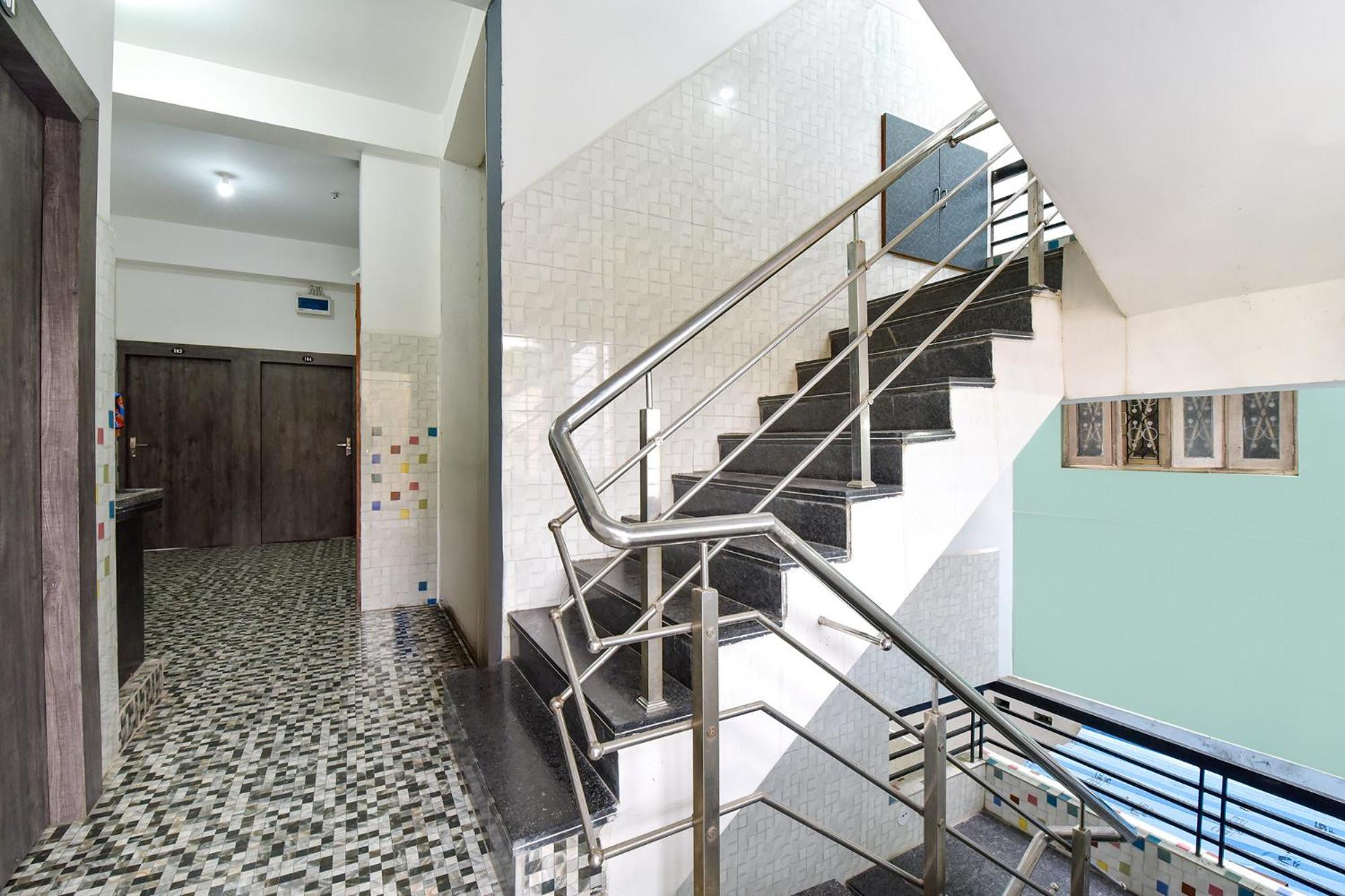 Fabexpress Soni Palace Ujjain Eksteriør bilde