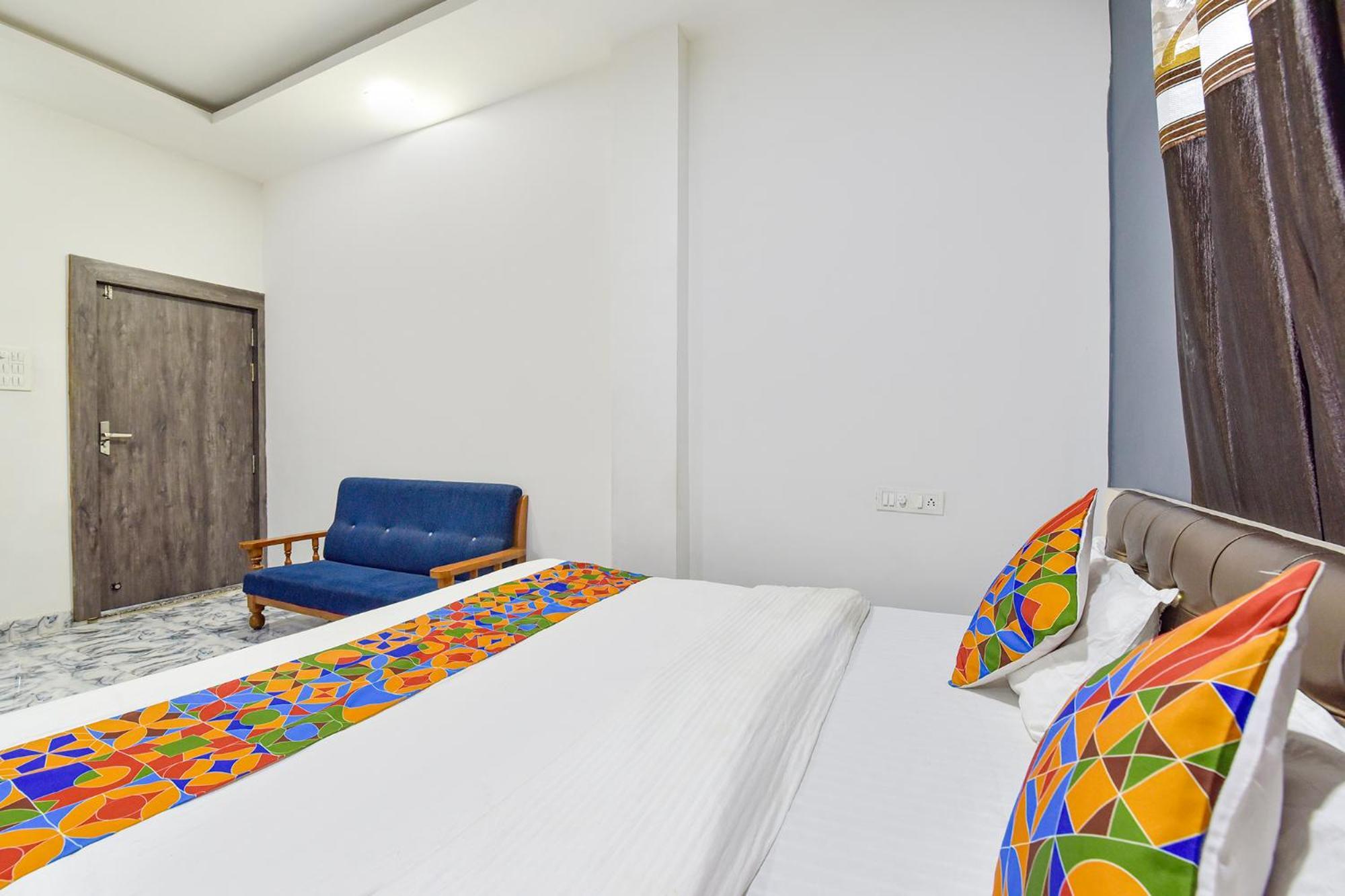 Fabexpress Soni Palace Ujjain Eksteriør bilde